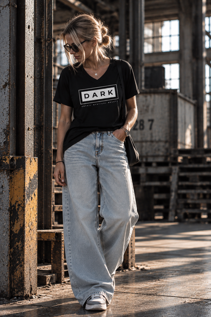 sub Dark I  V-Ausschnitt